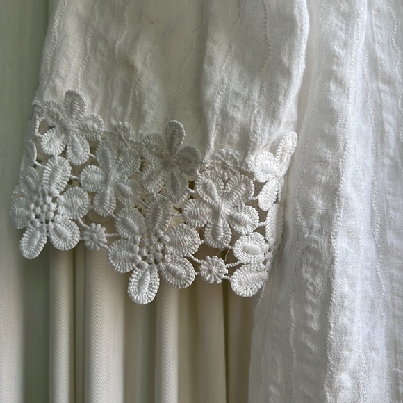 POL - size small - white blouse with intricate details around collar & sleeves - Picture 5 of 7